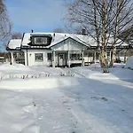 Villa Spacious 3br Riverside With Private Sauna Rovaniemi