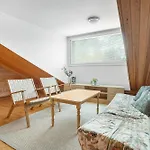 Villa Spacious 3br Riverside With Private Sauna *