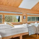 Spacious 3br Riverside With Private Sauna Villa *