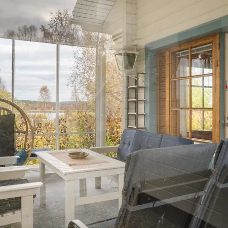 Вилла Spacious 3br Riverside With Private Sauna *