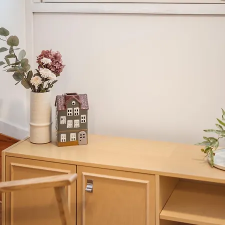 Villa Spacious 3br Riverside With Private Sauna