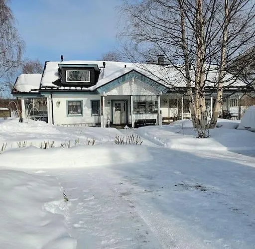 Willa Spacious 3br Riverside With Private Sauna Rovaniemi